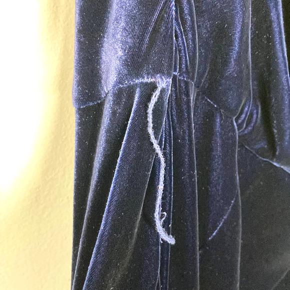 BCBGMaxAzria NWT Wms Medium Blue Velvet Cowl Back Cocktail Party Social Dress - Picture 16 of 16